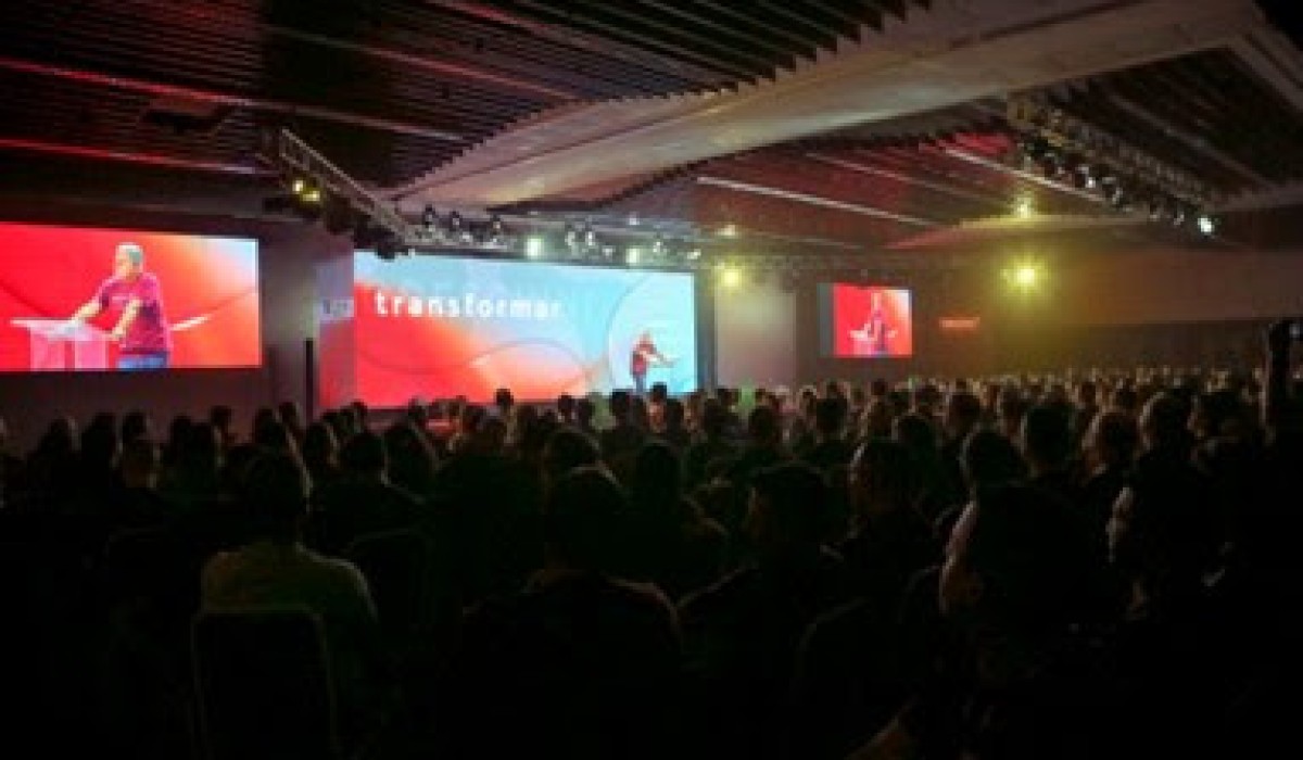 Meeting Todeschini 2022 é marcado por lançamentos, visitação à fábrica e premiações