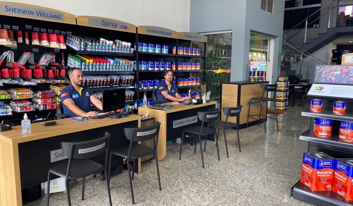 Sherwin-Williams inaugura mais 8 lojas Revenda Master