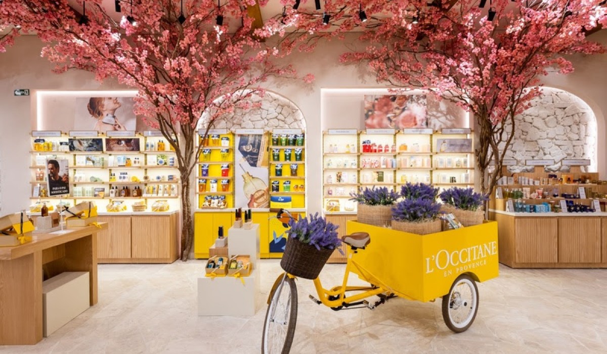 Marcenaria que transforma: L’Occitane en Provence inaugura nova flagship no Shopping Morumbi em São Paulo com o objetivo de transformar a experiência do consumidor