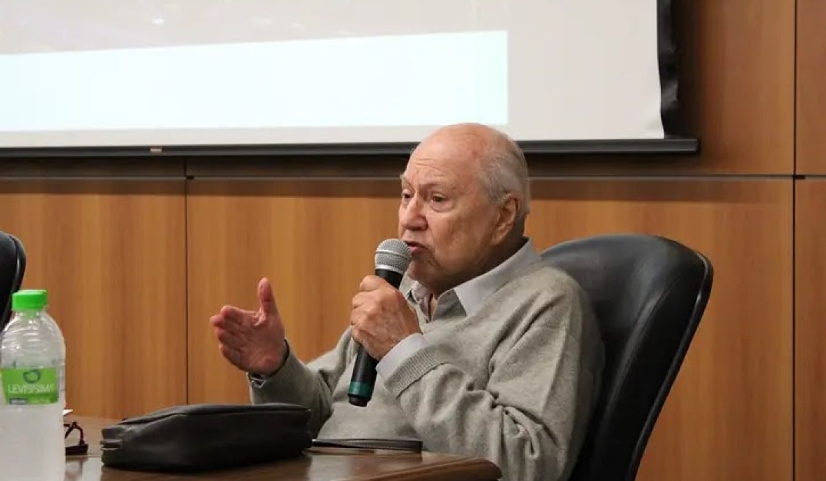 Centro Universitário Facens recebe o renomado arquiteto e urbanista, Alberto Rubens Botti, para palestra