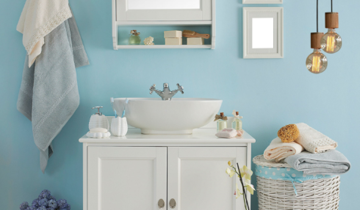 Pensando em repaginar o banheiro? Confira sete dicas para decoração com baixo investimento