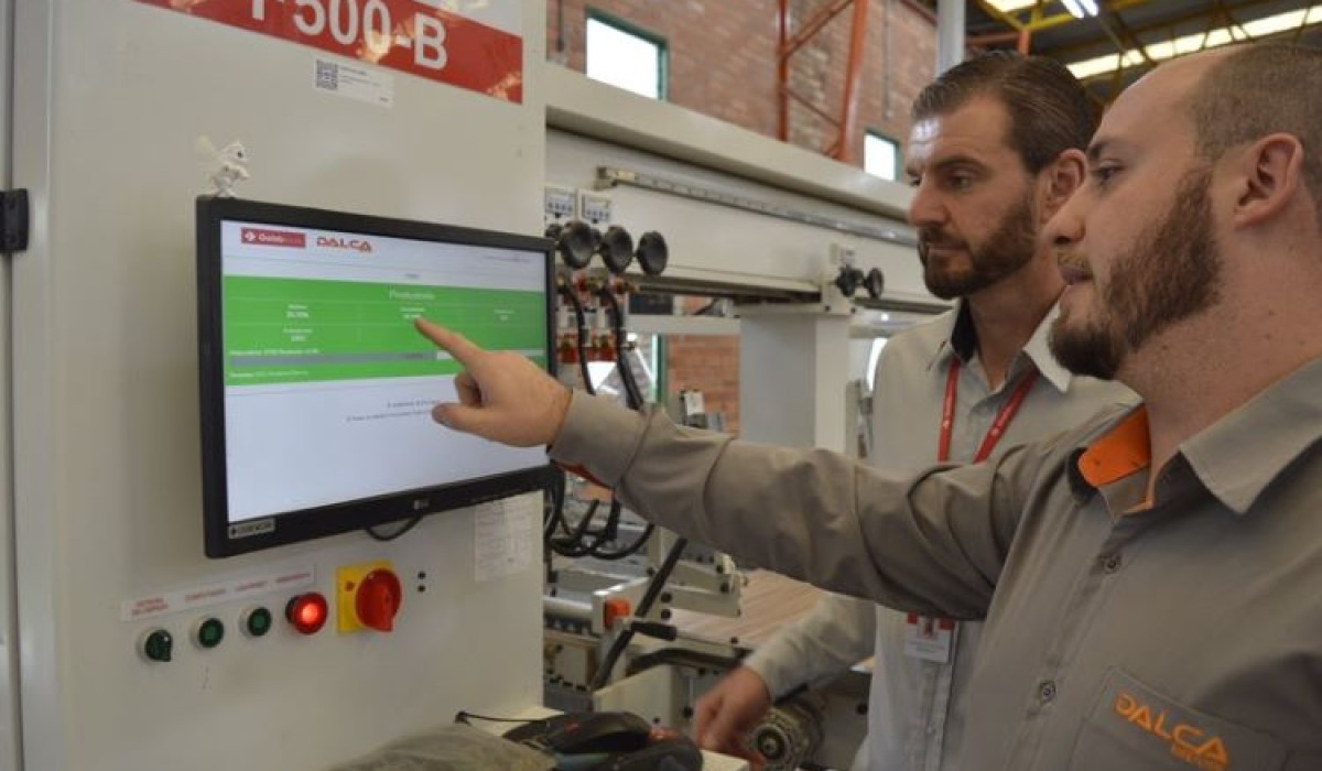 Digitalização de processos permite aumento de faturamento e eficiência produtiva em empresa do setor moveleiro