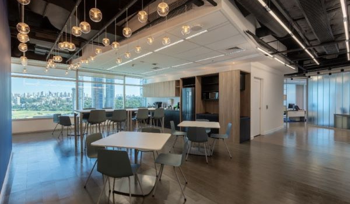 STArq assina projeto de layout e interiores para empresa de logística World Courier