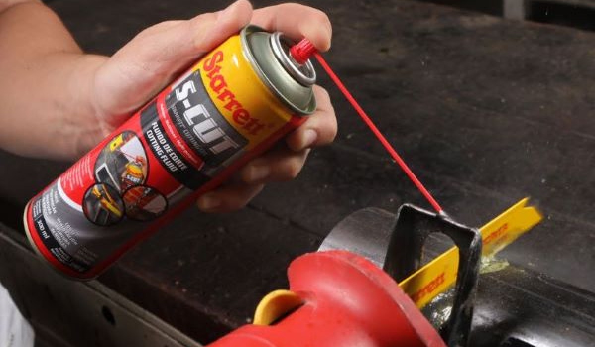 Starrett lança fluido de corte com aplicação em spray para garantir melhor performance e eficiência no uso de ferramentas