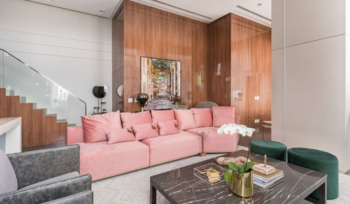 Décor do momento: inspire em ambientes encantadores no mais legítimo estilo Barbiecore