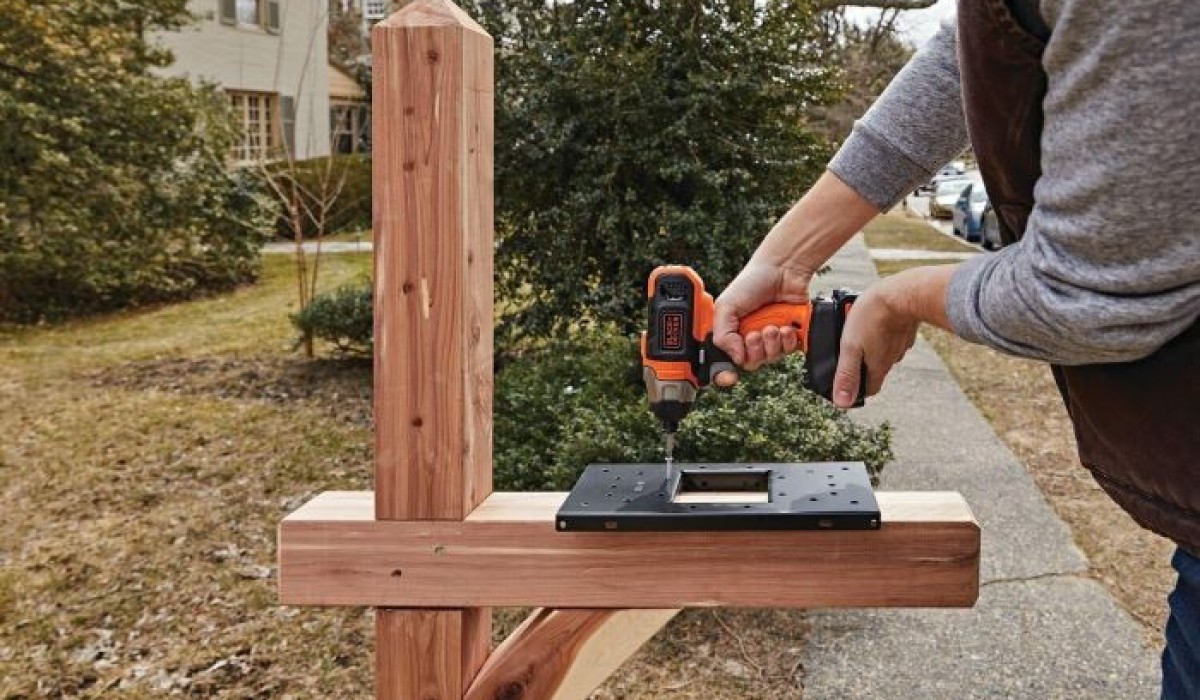 BLACK+DECKER lança serra tico-tico e parafusadeira de impacto com bateria intercambiável