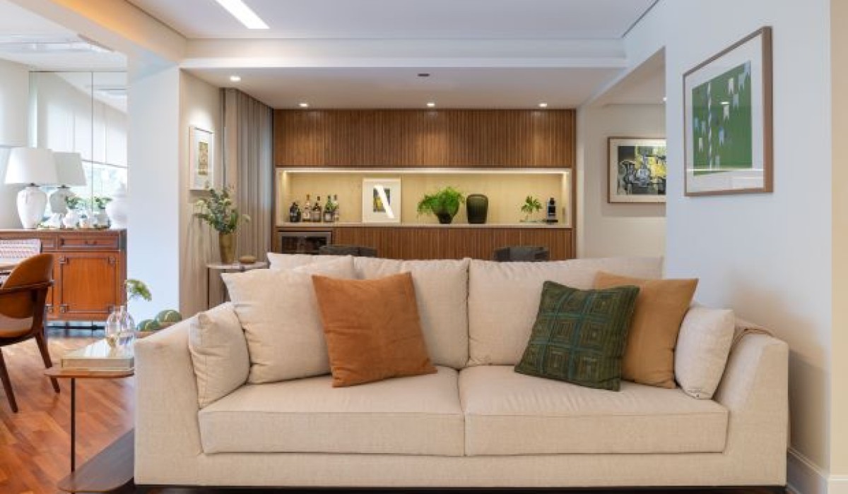 Fernanda Dabbur Arquitetura assina apartamento contemporâneo no bairro de Moema, em São Paulo