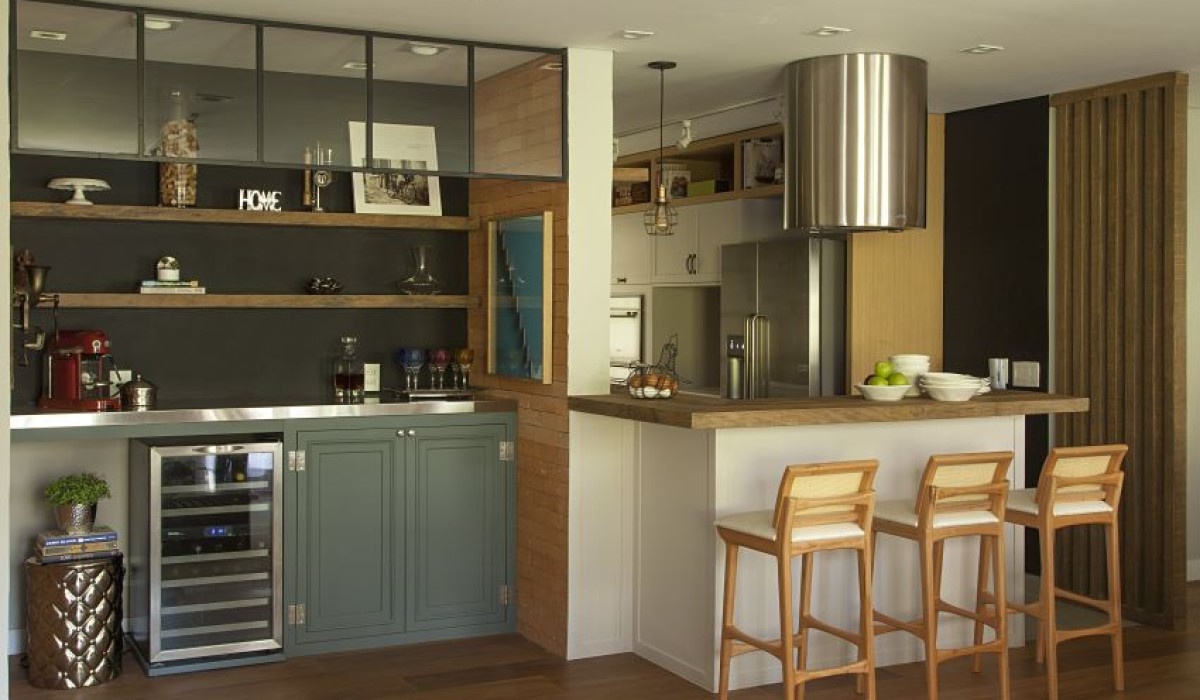 A alegria das cozinhas coloridas no décor de interiores