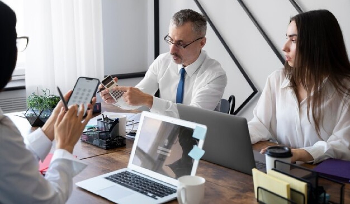 Pequenos negócios geraram 71% das vagas de trabalho criadas em 2023