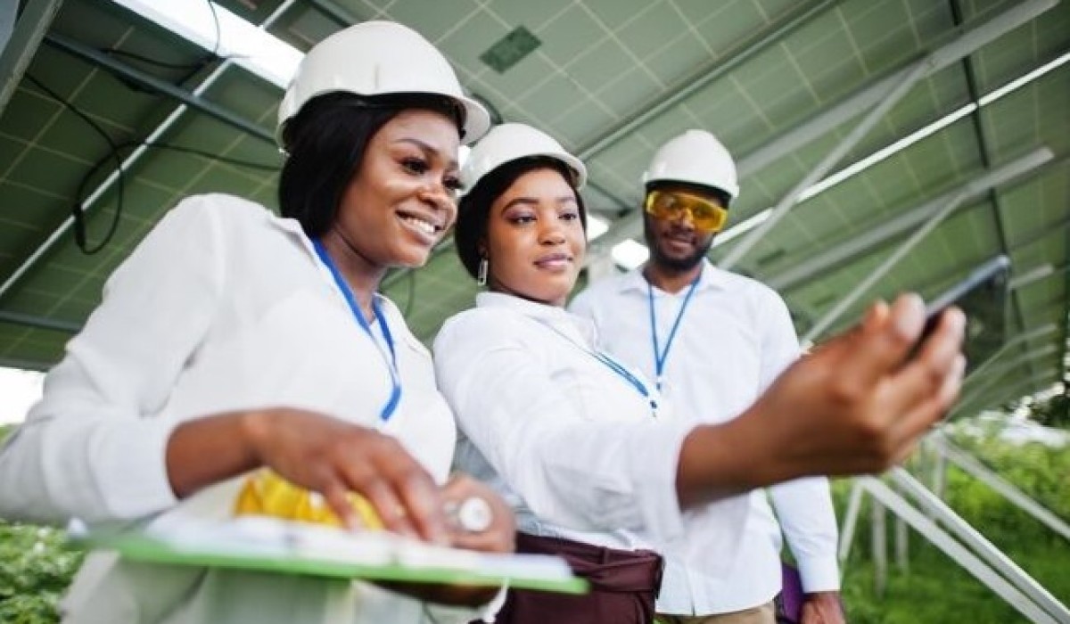 Indústria Brasil Inovadora: uma estratégia para o avanço econômico e social.