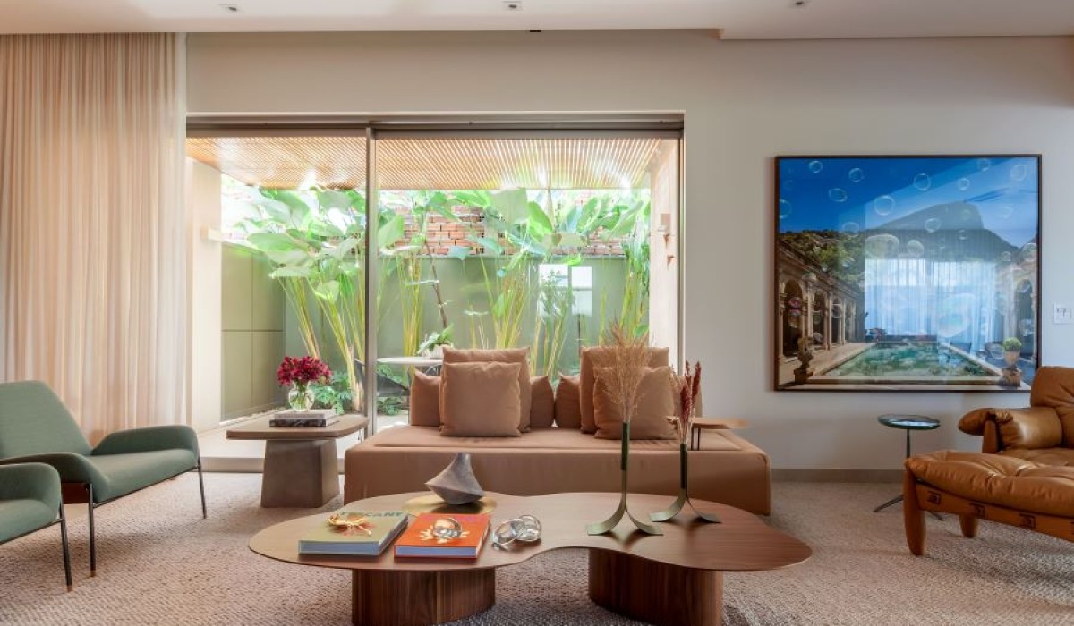 Arquitetura de interiores com foco na sensação de bem-estar, proporcionando uma casa com verdadeiro conforto