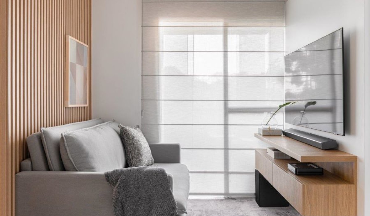 Reforma do NK Arquitetura deixa apartamento de 56m² aconchegante e funcional