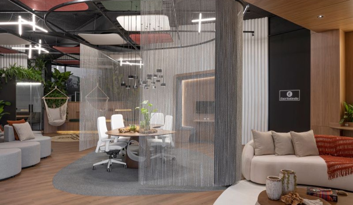 CASACOR / SANTA CATARINA Florianópolis apresenta offices em diferentes estilos