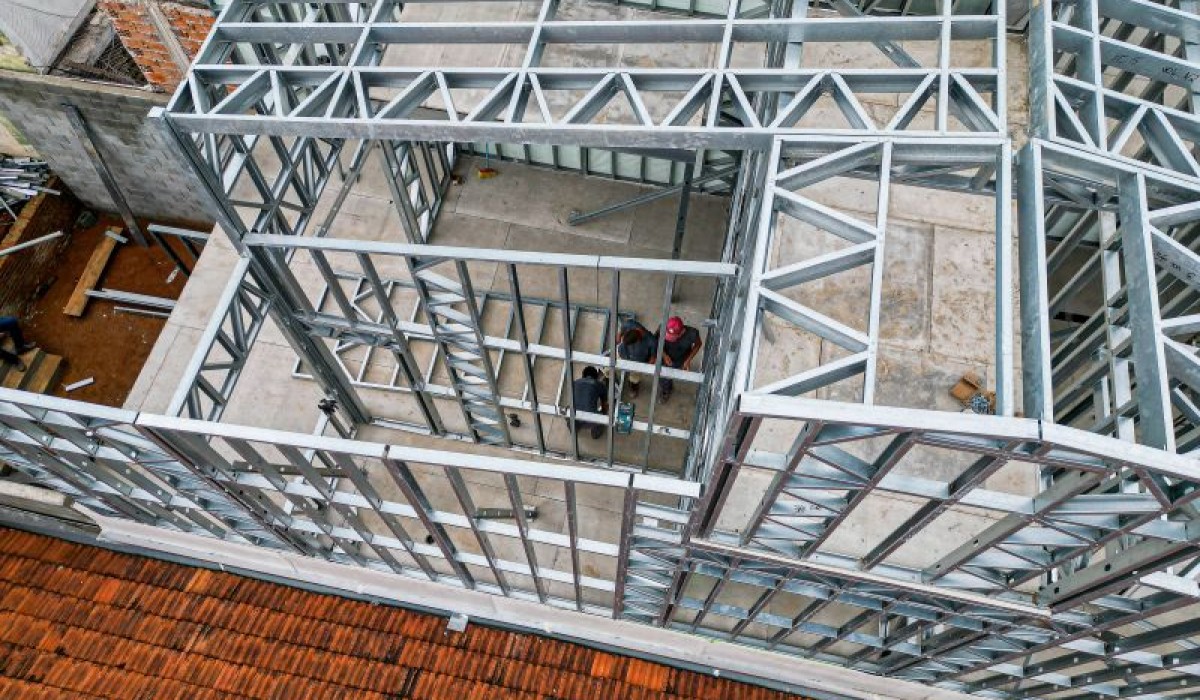 Mercado de steel frame cresce em 2024 e é aposta da construção civil para o futuro