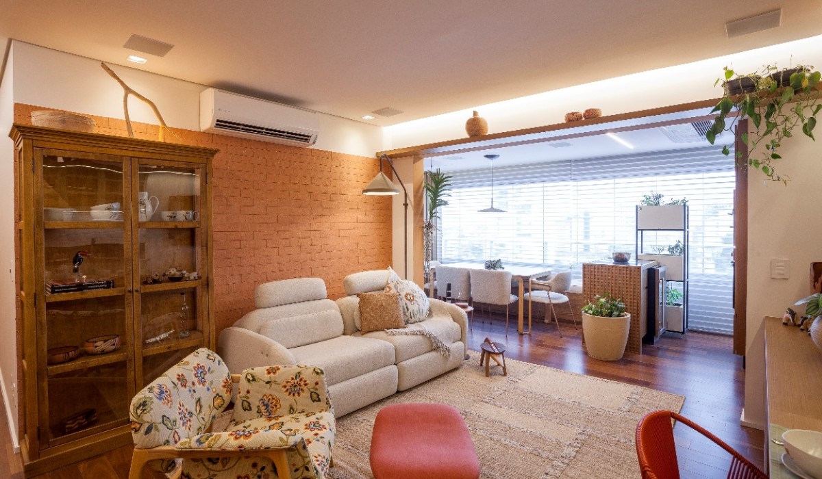 Brasilidade define apê de 98m² assinado por Patrícia Viegas