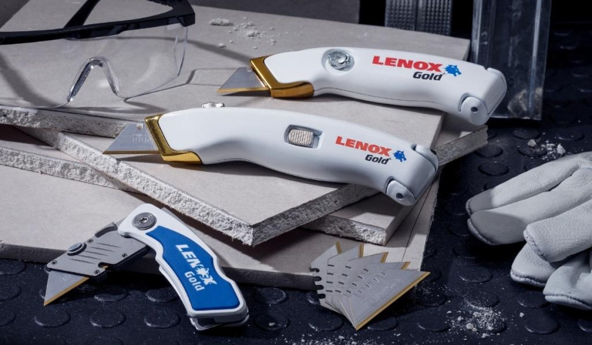 Resistentes e afiados: conheça os estiletes utilitário e dobrável da LENOX