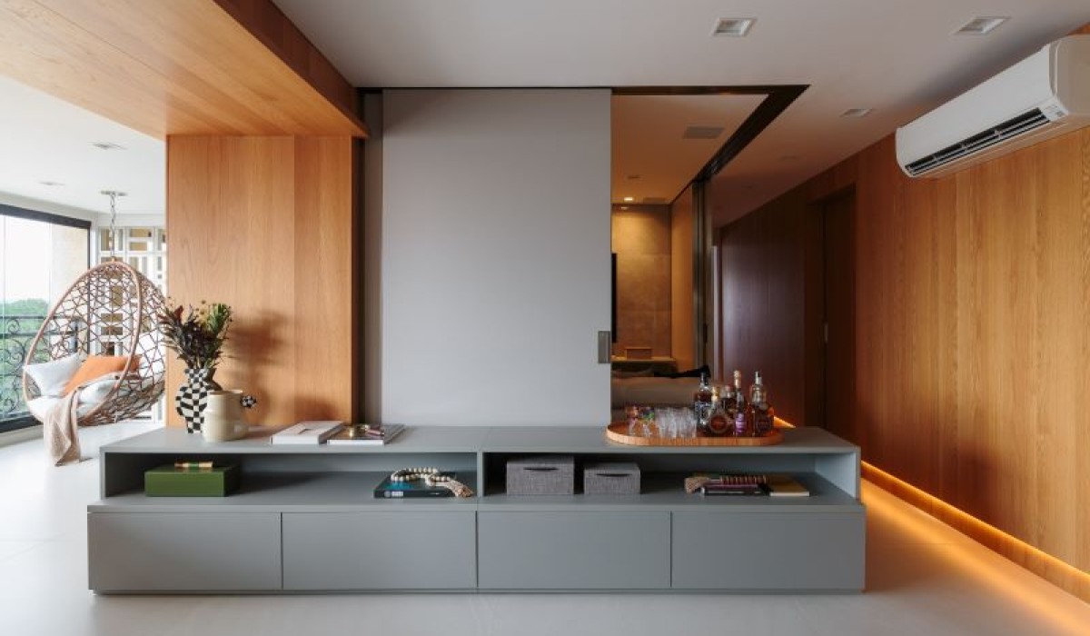 TT Interiores assina projeto de apartamento atemporal em Guarulhos, em SP, que une harmonia e sofisticação
