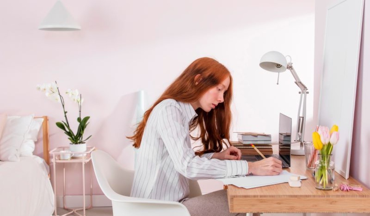 Ativando a prosperidade e produtividade: Conheça os benefícios de aplicar o Feng Shui no home office