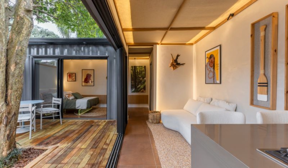 Moradia em container ganha elegância e protagonismo na CASACOR Paraná 2025