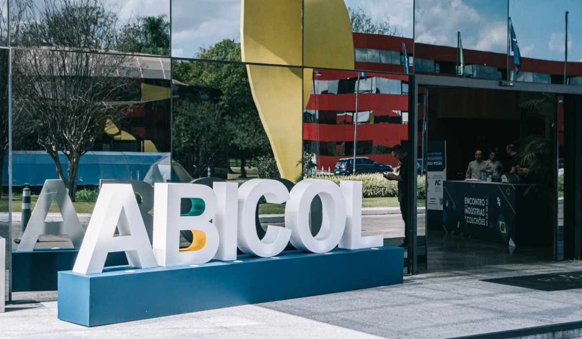 Com sucesso de público, Encontro das Indústrias de Colchões 2025 discutiu temas estratégicos para o futuro do setor