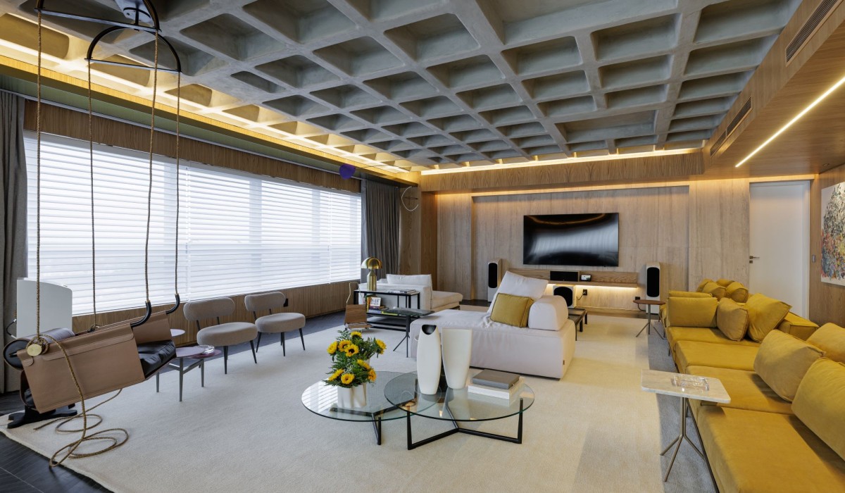 Rodolfo Fontana assina projeto que une estética industrial e conforto em amplo apartamento de 280 m²