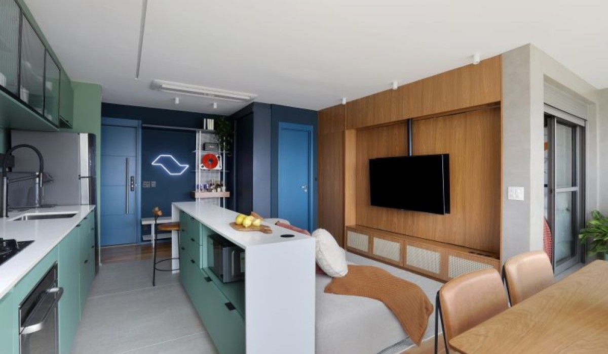 Studio 92 Arquitetura aplica cerca de 30 tons em projeto de apartamento