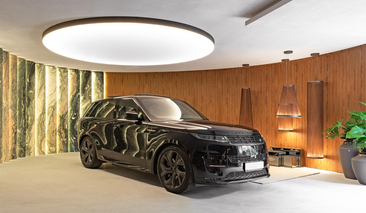 Range Rover se destaca em ambiente da CASACOR SC